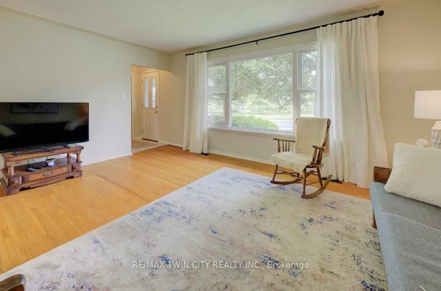 Additional image 9 of 496 Franklin St