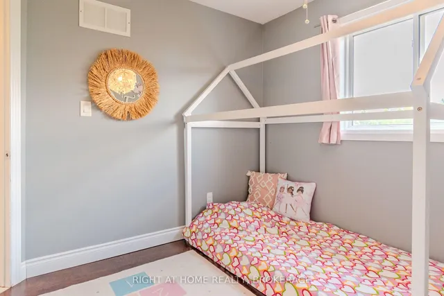 Additional image 18 of 2515 Gill Cres