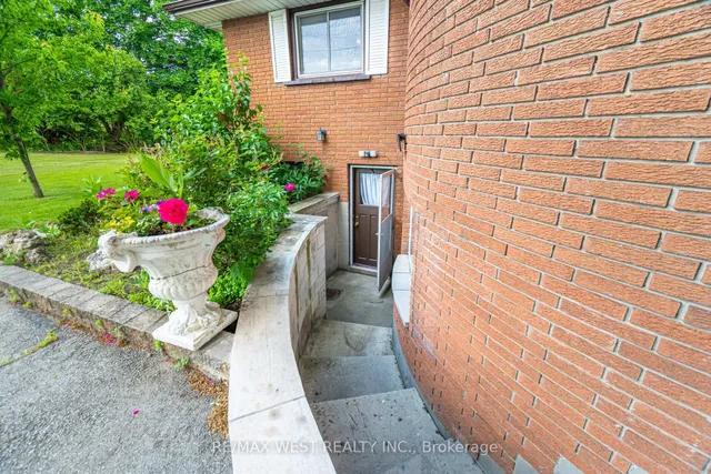 Additional image 32 of 500 Mount Albion Rd