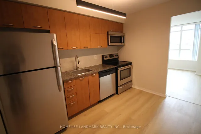 Additional image 15 of 38 Joe Shuster Way Unit 613