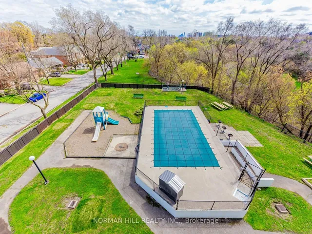 Additional image 33 of 3559 Eglinton Ave Unit 1601