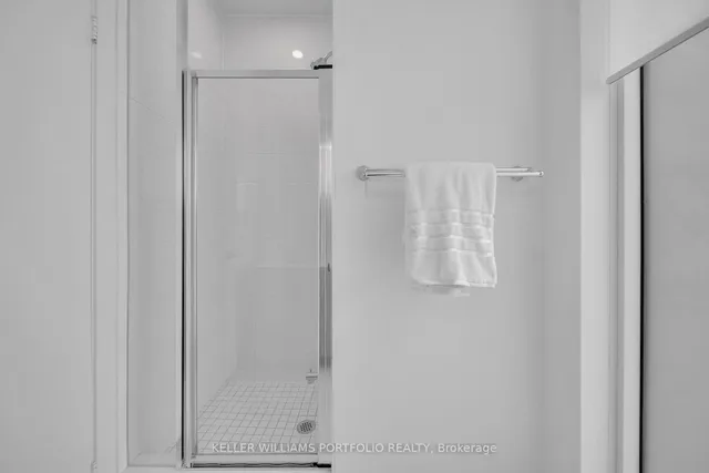 Additional image 34 of 215 Veterans Dr Unit 304