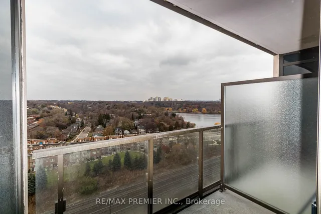 Additional image 16 of 1926 Lake Shore Blvd Unit 1817