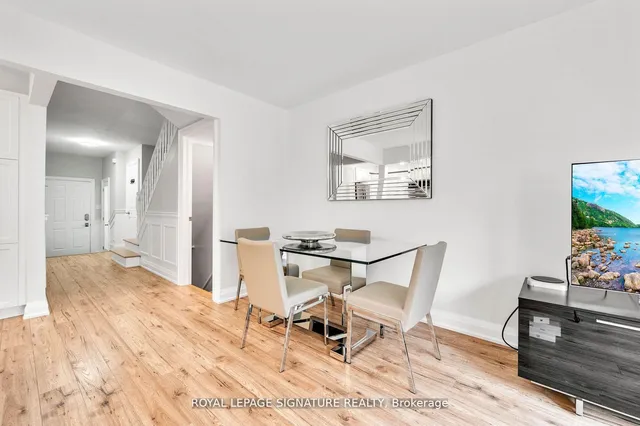 Additional image 13 of 385 The East Mall Unit 49