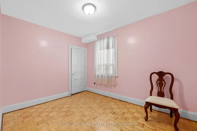 Additional image 28 of 92 Bellwoods Ave