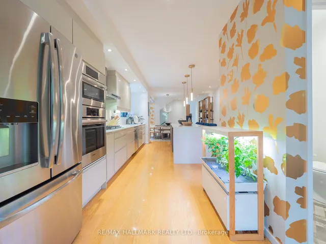 Additional image 7 of 12 Thorncliffe Ave