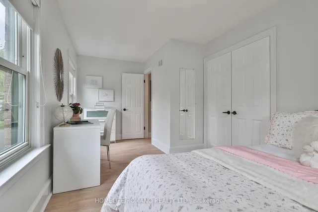 Additional image 38 of 542 Deloraine Ave