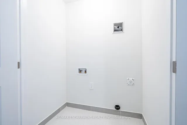 Additional image 20 of 2620 BINBROOK Rd Unit 206