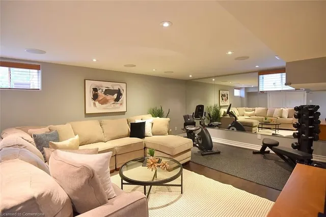 Additional image 39 of 626 Vanderburgh Dr