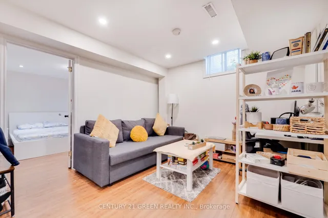 Additional image 39 of 1079 Clark Blvd