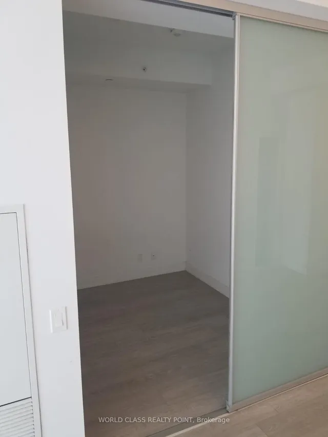 Additional image 7 of 181 Dundas St Unit 4702