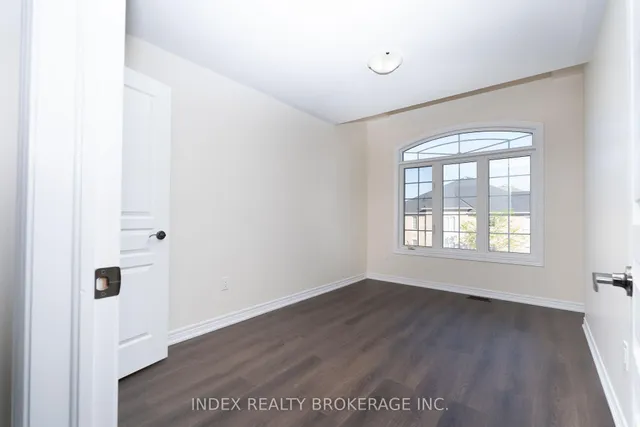 Additional image 39 of 32 Lackington St