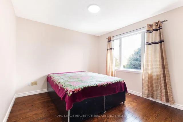 Additional image 22 of 18 Tremont Crt