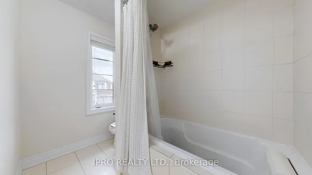 Additional image 31 of 29 Frost St