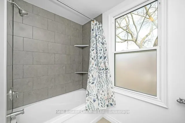 Additional image 20 of 18 Kensington Ave