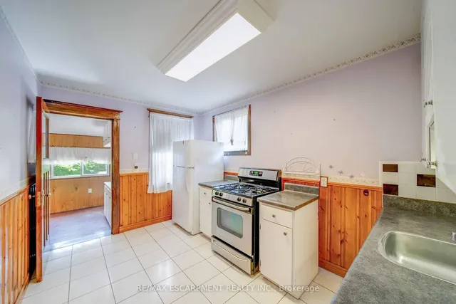 Additional image 17 of 101 Houghton Ave