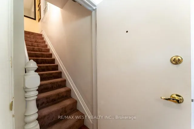 Additional image 17 of 450 Quebec Ave