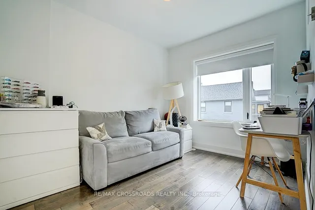 Additional image 3 of 28 Chisholm Ave