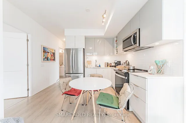 Additional image 18 of 25 Holly St Unit 2003