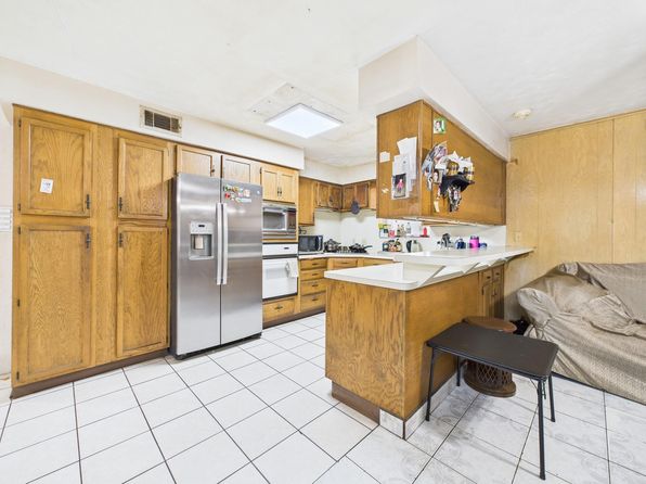 8206 Dillon St, Houston, TX 77061