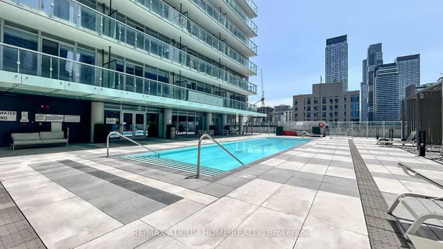 Additional image 48 of 1 Gloucester St Unit 715