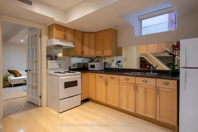 Additional image 44 of 26 McMaster Ave