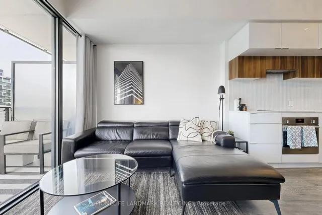 Additional image 15 of 185 Roehampton Ave Unit 3101