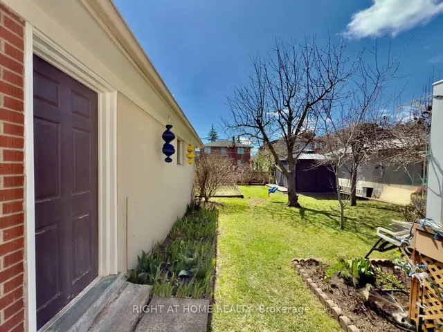 Additional image 22 of 25 Burlingame Rd