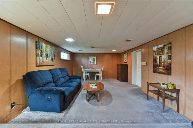 Additional image 30 of 8 Baskerville Cres