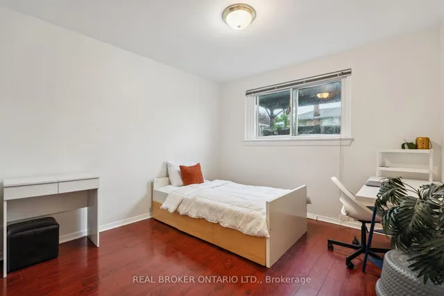 Additional image 28 of 933 Scarborough Golf Clb Rd