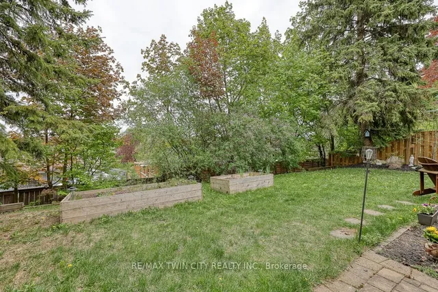 Additional image 40 of 18 Charnwood Crt