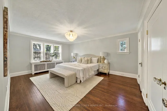 Additional image 11 of 67 Chatsworth Dr