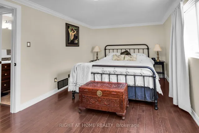 Additional image 27 of 400 Bloor St Unit 75