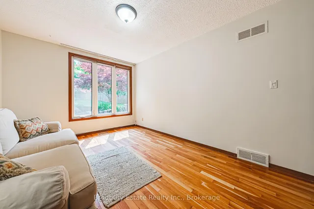 Additional image 29 of 128 Bunker Hill Dr