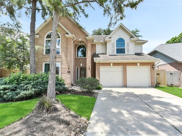 7711 Silent Star Ct, Houston, TX 77095