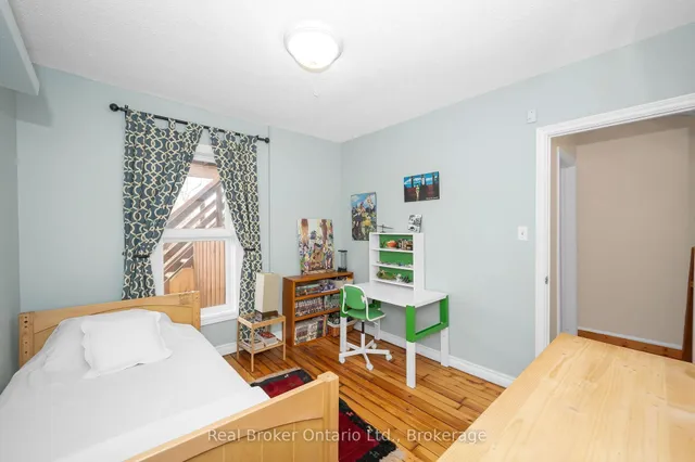 Additional image 17 of 300 Charlton Ave