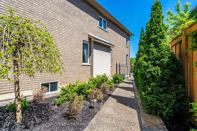 Additional image 42 of 24 Edgecroft Cres