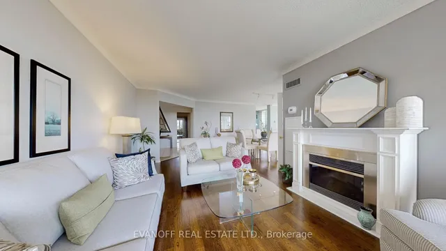 Additional image 9 of 20 Guildwood Pkwy Unit 208