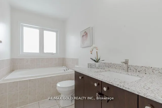 Additional image 24 of 66 Crumlin Cres