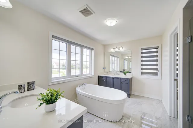 Additional image 27 of 2 William Dunlop St