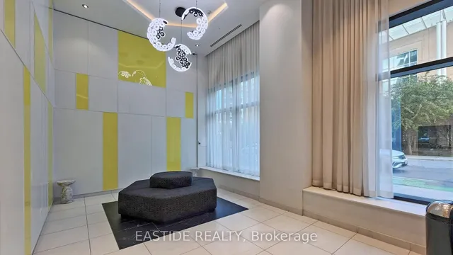 Additional image 4 of 159 Wellesley St Unit 3301