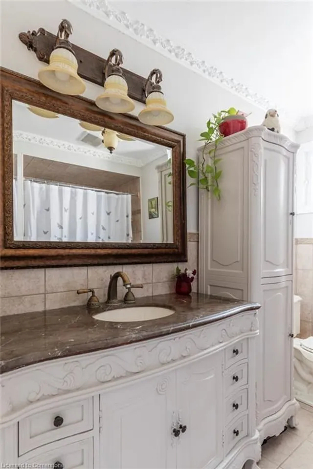 Additional image 26 of 739 Hager Ave