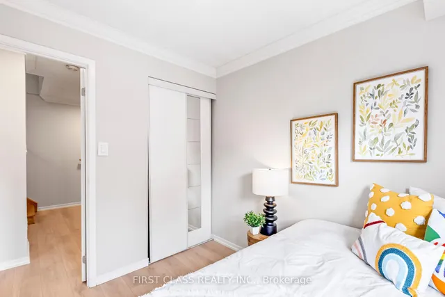 Additional image 15 of 29 Frances Loring Lane Unit 6