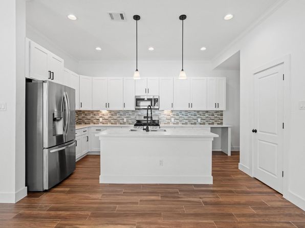 13415 Scott St, Houston, TX 77047
