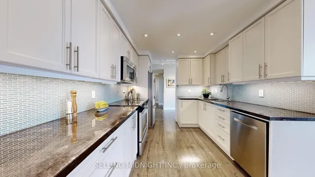 Additional image 15 of 75 East Liberty St Unit 2203