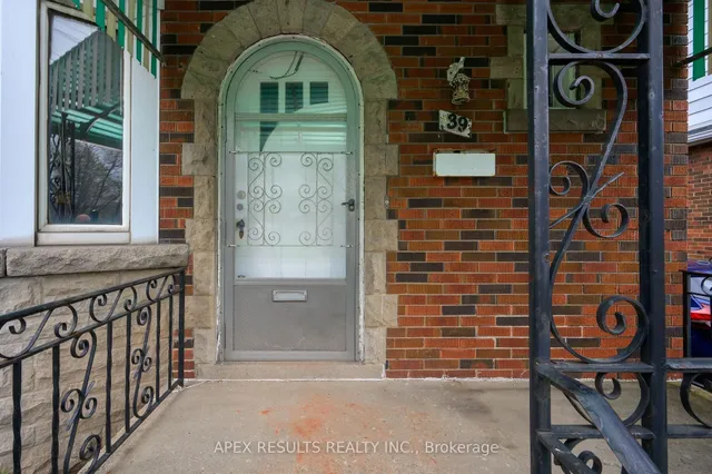 Additional image 7 of 39 Strathearne Ave