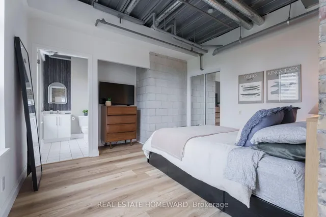 Additional image 18 of 736 Dundas St Unit 607