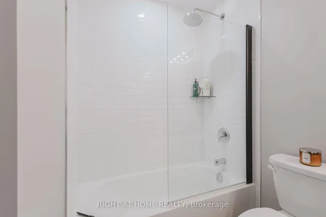 Additional image 21 of 450 Dundas St Unit 331