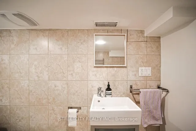 Additional image 42 of 409 Mcroberts Ave