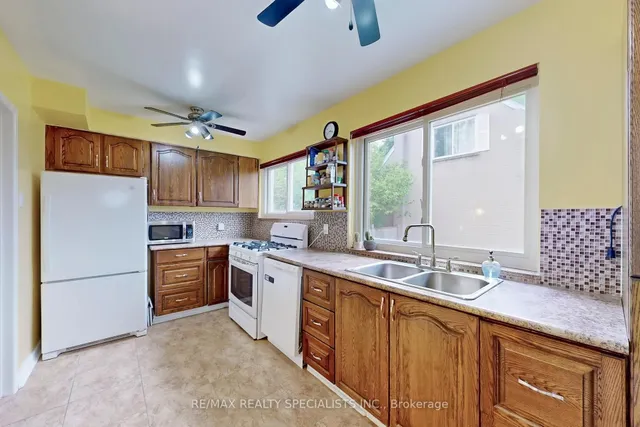 Additional image 6 of 3392 Sonja Rd